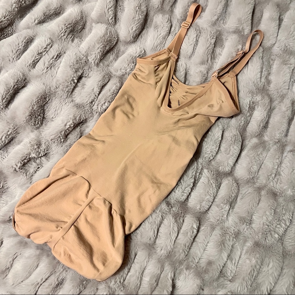 SKIMS Shapewear XXS/XS - Picture 3 of 3